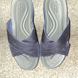 Crocs Capri Shimmer X Band sandals size 7